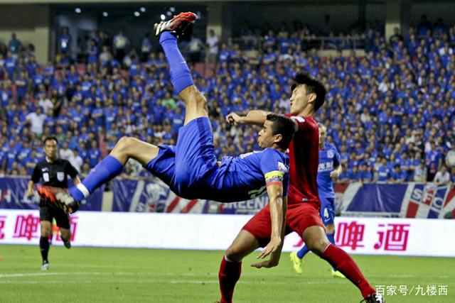 有机会得更坚决一些！王俊杰半场15分钟 6中2拿6分3板2助